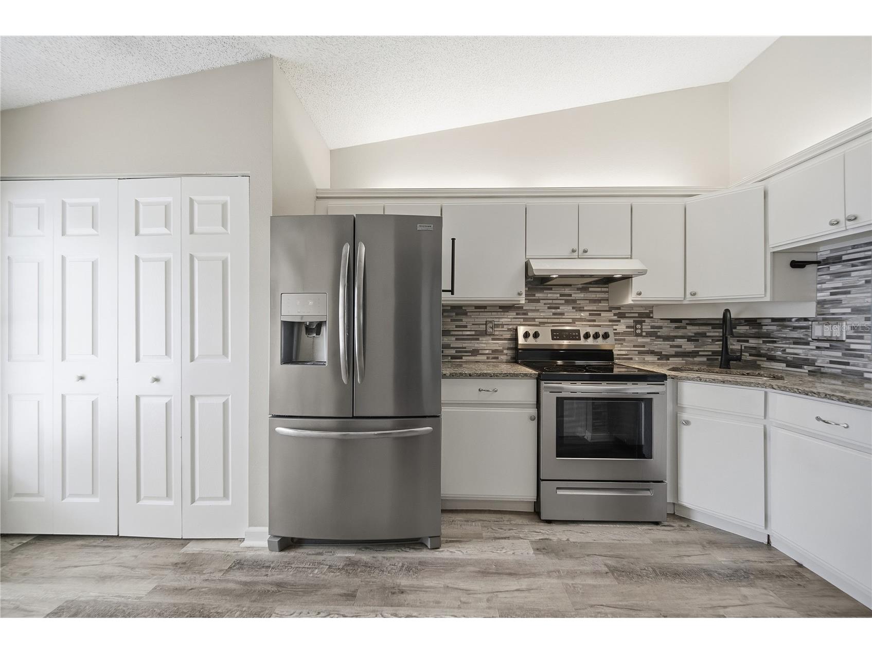 3135 Charter Club Drive #B Tarpon Springs FL 34688 TB8494737 image12
