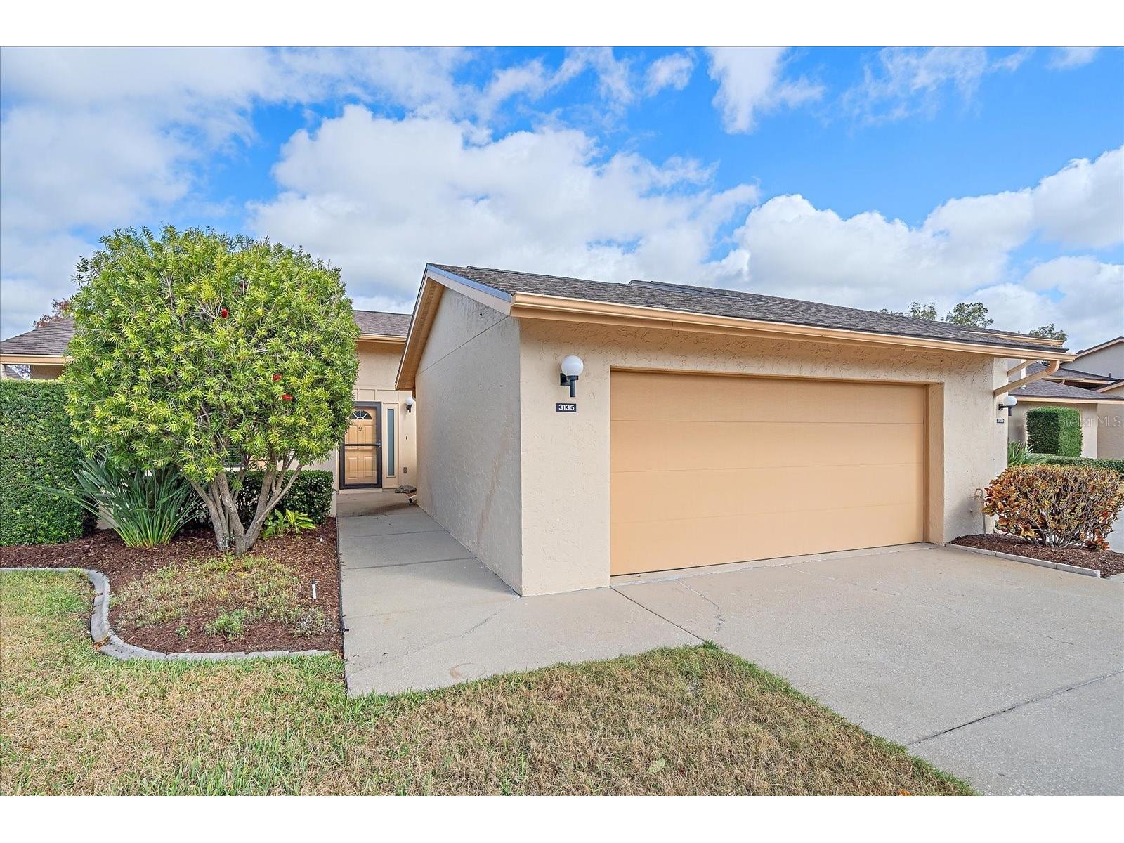 3135 Glen Elyn Boulevard #13 Sarasota FL 34237 A4683215 image1