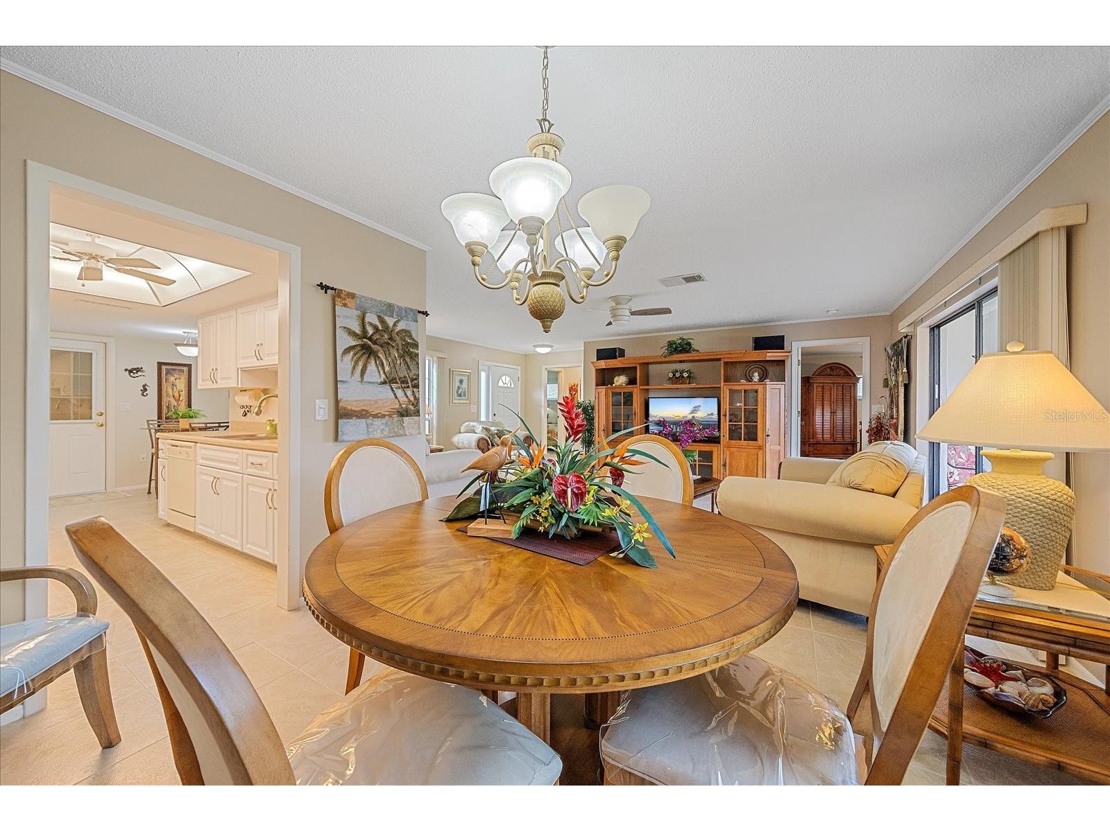 3135 Glen Elyn Boulevard #13 Sarasota FL 34237 A4683215 image13