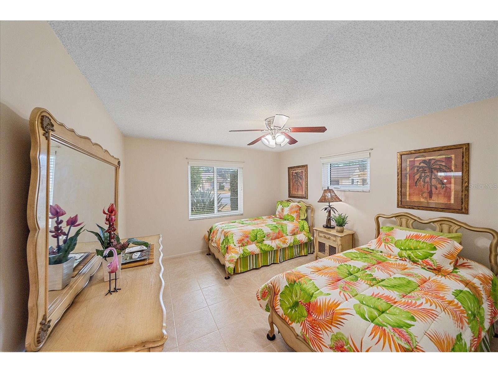 3135 Glen Elyn Boulevard #13 Sarasota FL 34237 A4683215 image27
