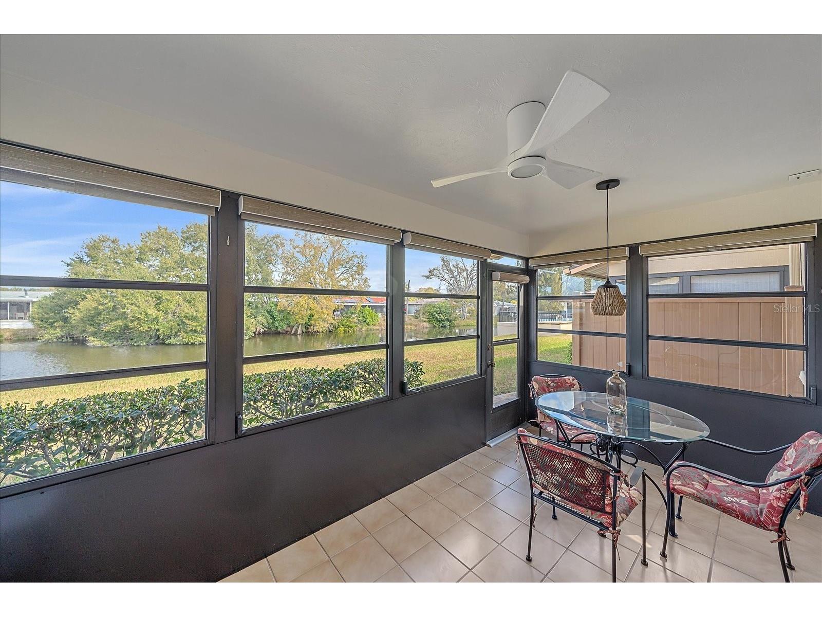 3135 Glen Elyn Boulevard #13 Sarasota FL 34237 A4683215 image30