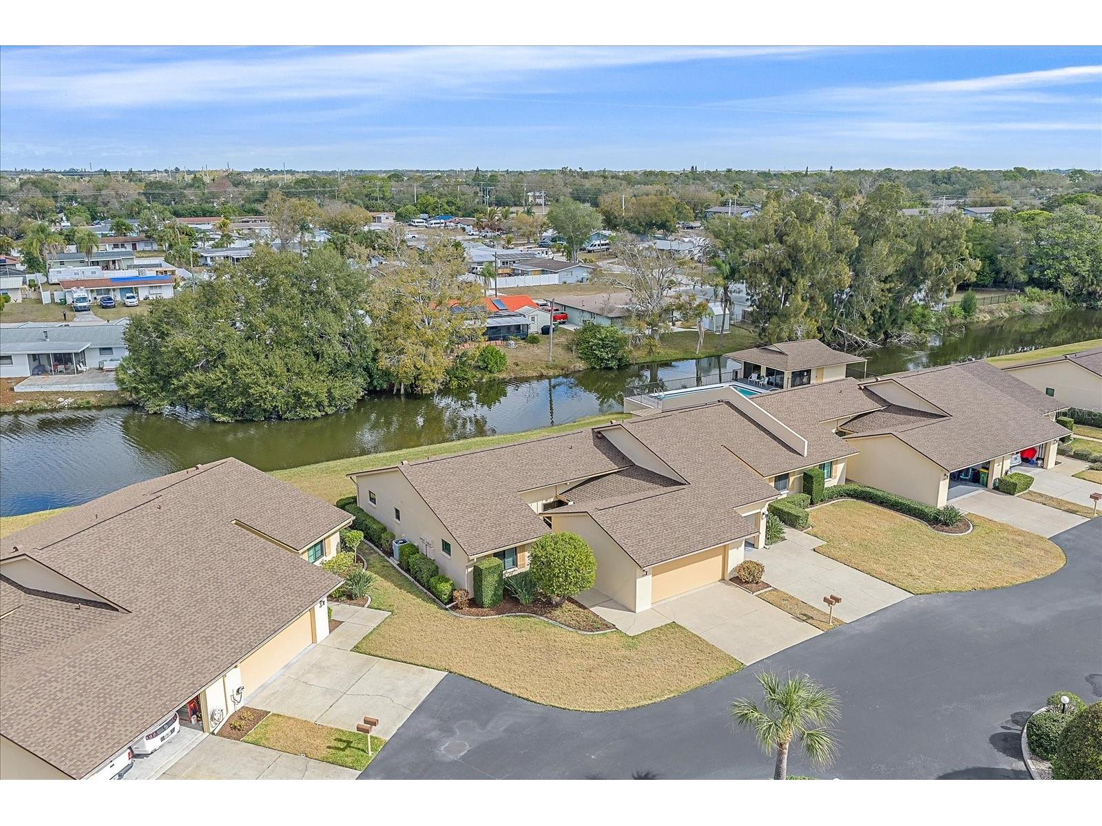 3135 Glen Elyn Boulevard #13 Sarasota FL 34237 A4683215 image38