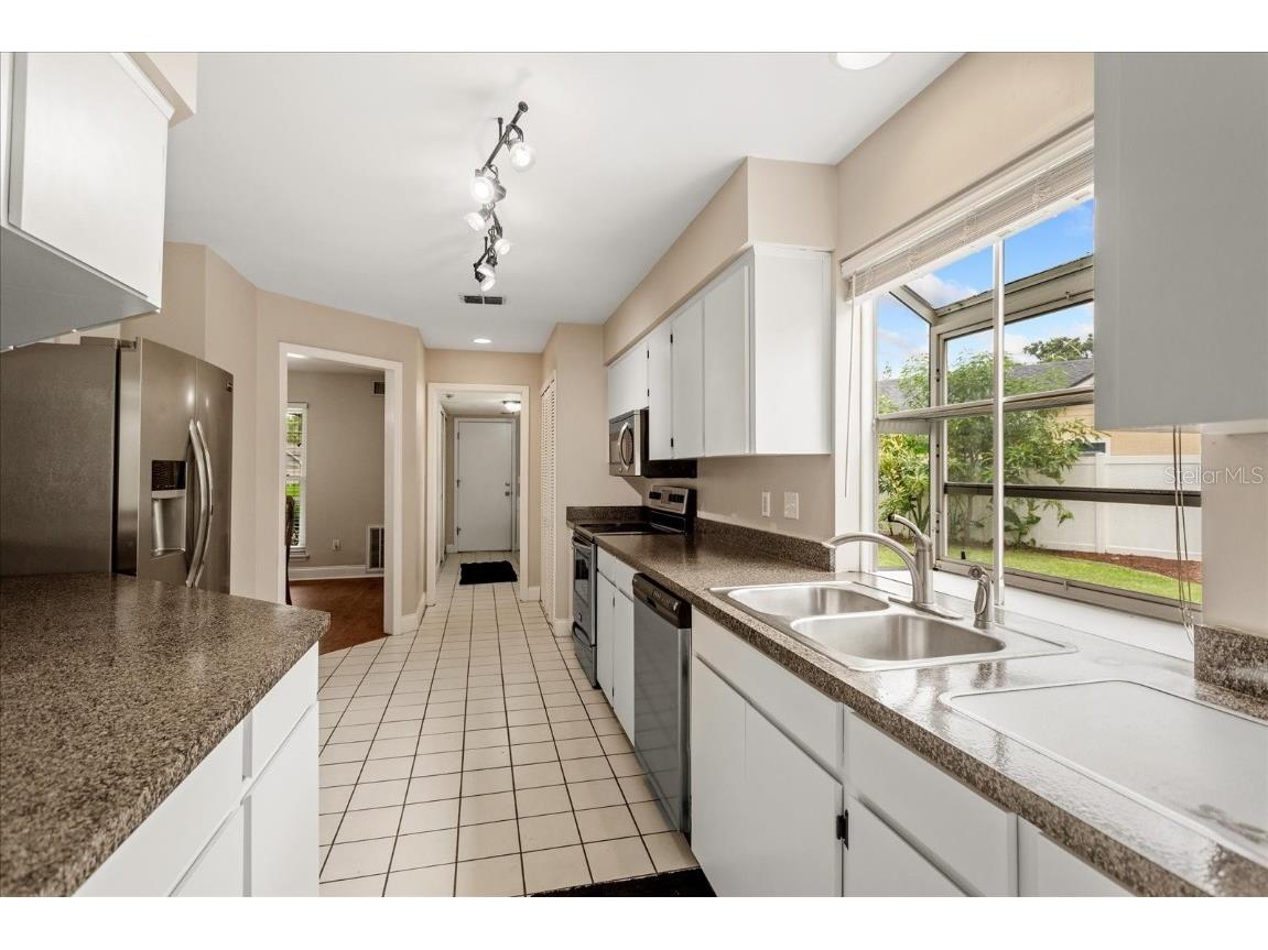 3135 Heathgate Court Orlando FL 32812 O6327682 image10