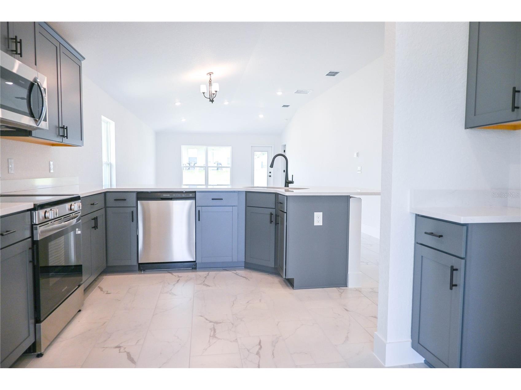 3135 NE 45th Avenue Ocala FL 34470 OM725480 image12