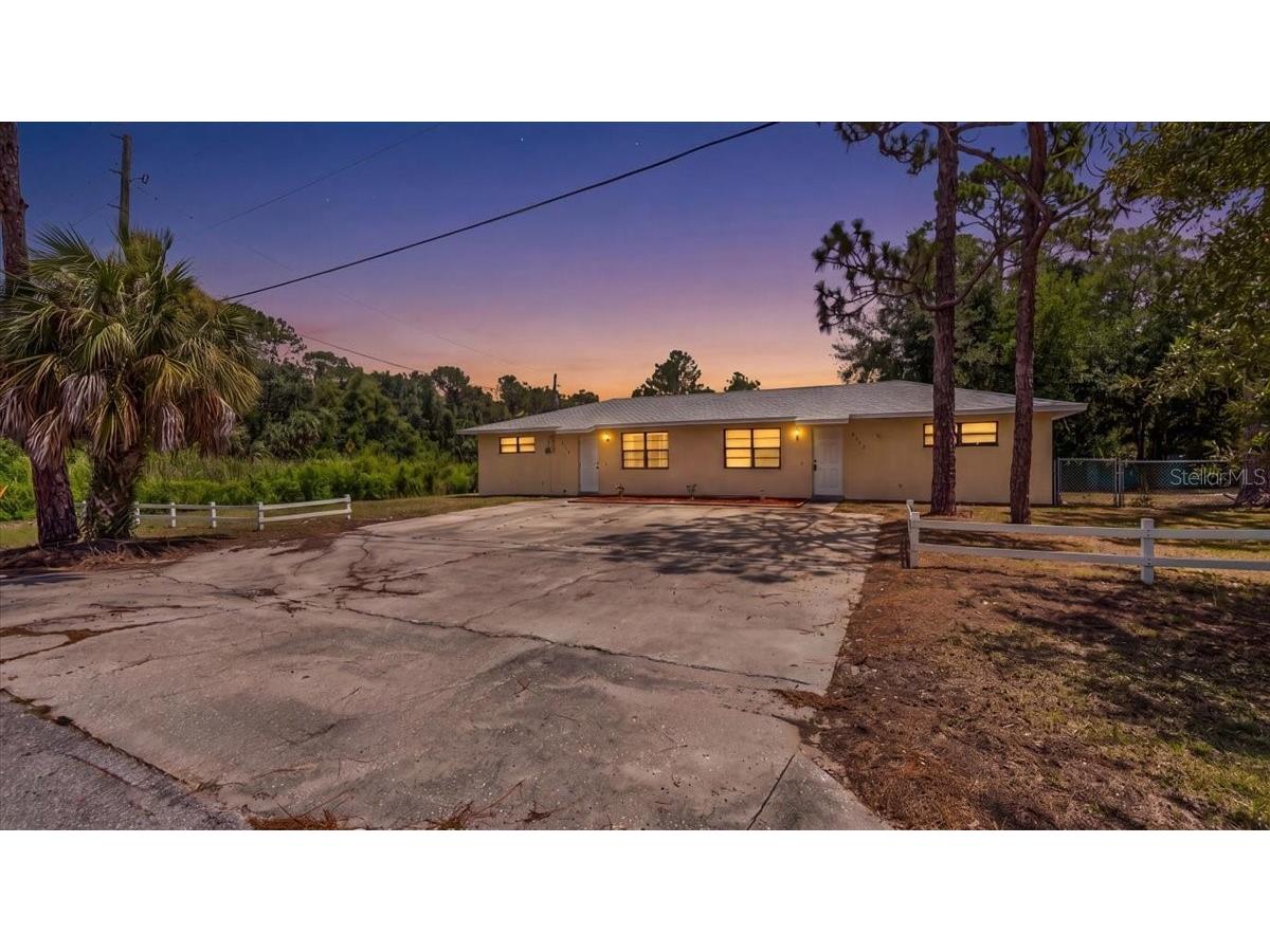 3135 S Lantana Way Homosassa FL 34448 TB8525628 image1