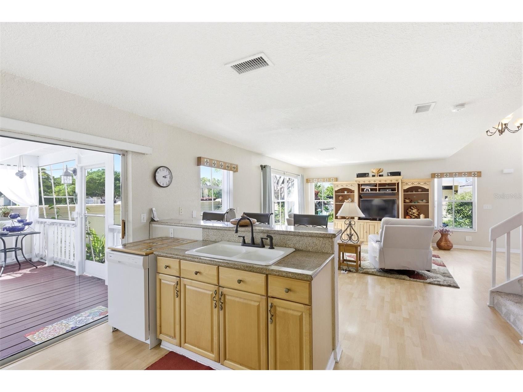 3135 Sunset Circle Margate FL 33063 FC317740 image8
