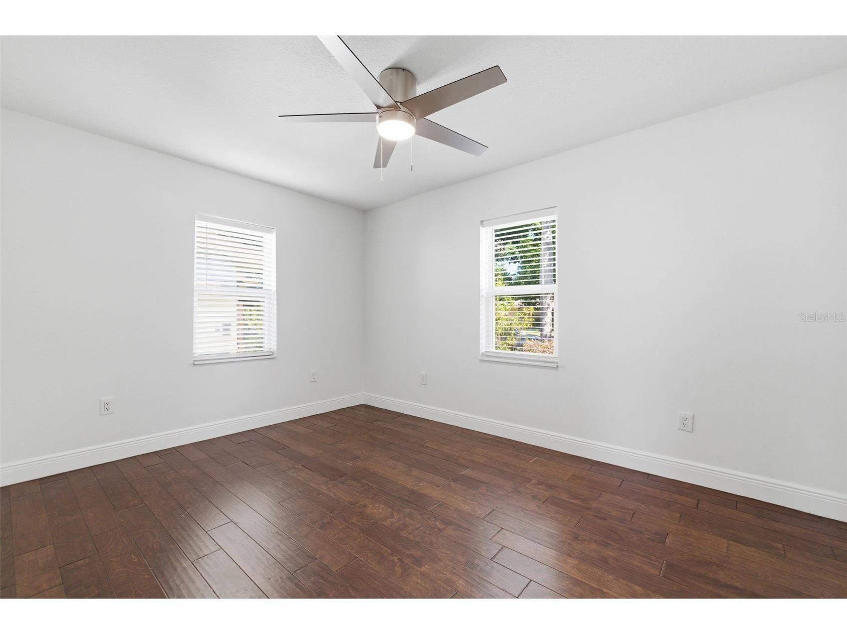 3136 10th Avenue N Saint Petersburg FL 33713 TB8493019 image40