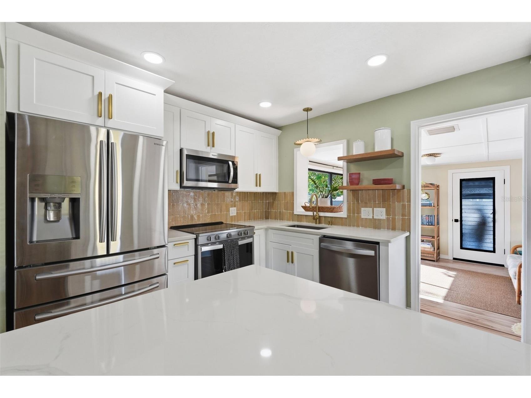 3136 9th Avenue N Saint Petersburg FL 33713 TB8499008 image10