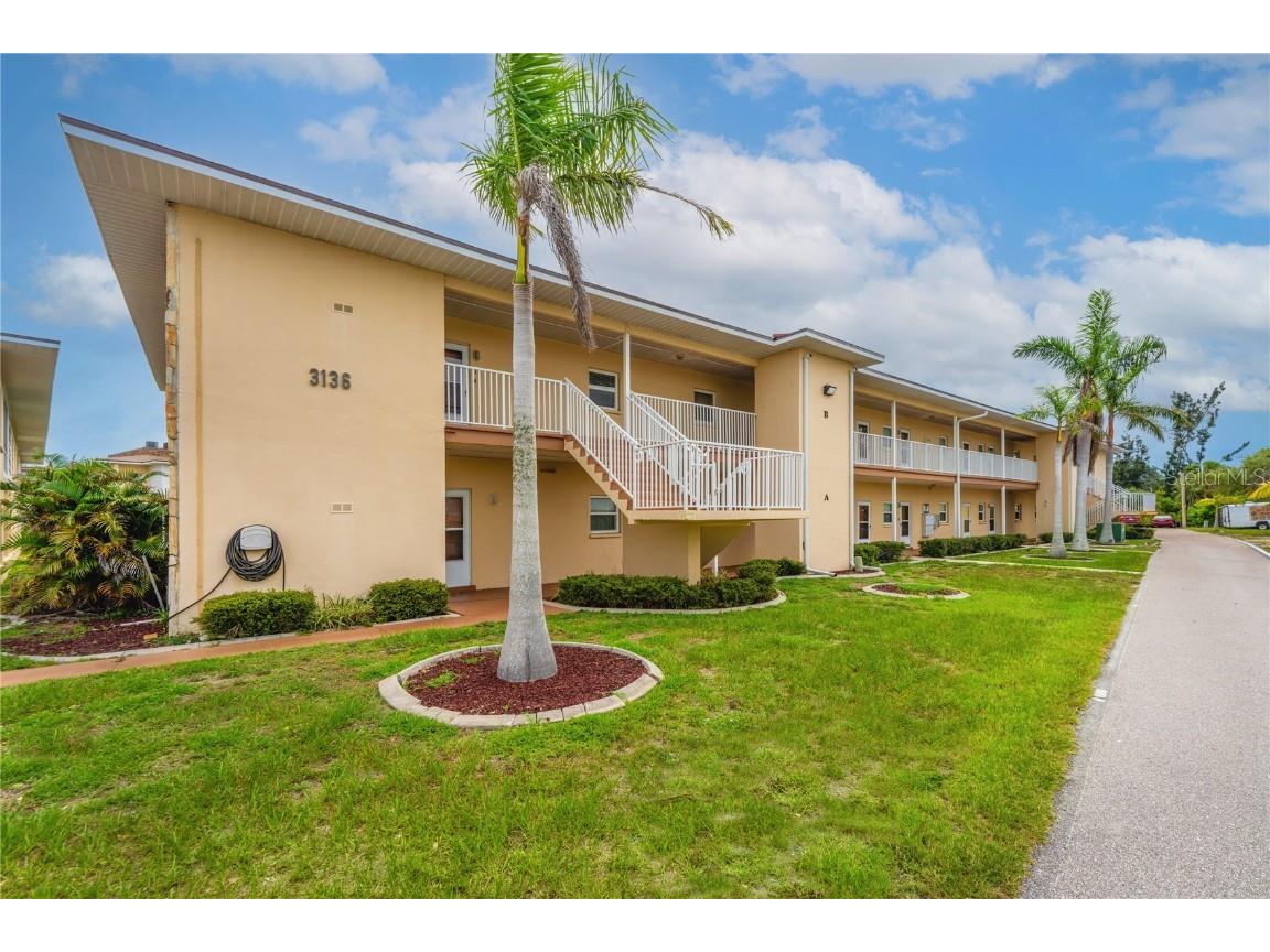 3136 Harbor Boulevard #1B Port Charlotte FL 33952 A4591629 image1