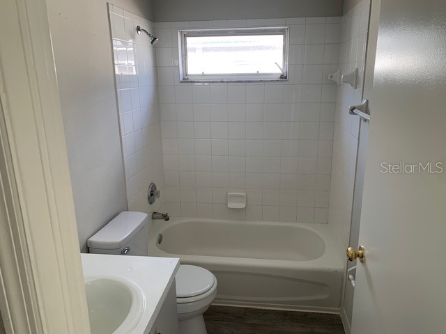 3136 Pine Top Drive Valrico FL 33594 TB8490444 image8