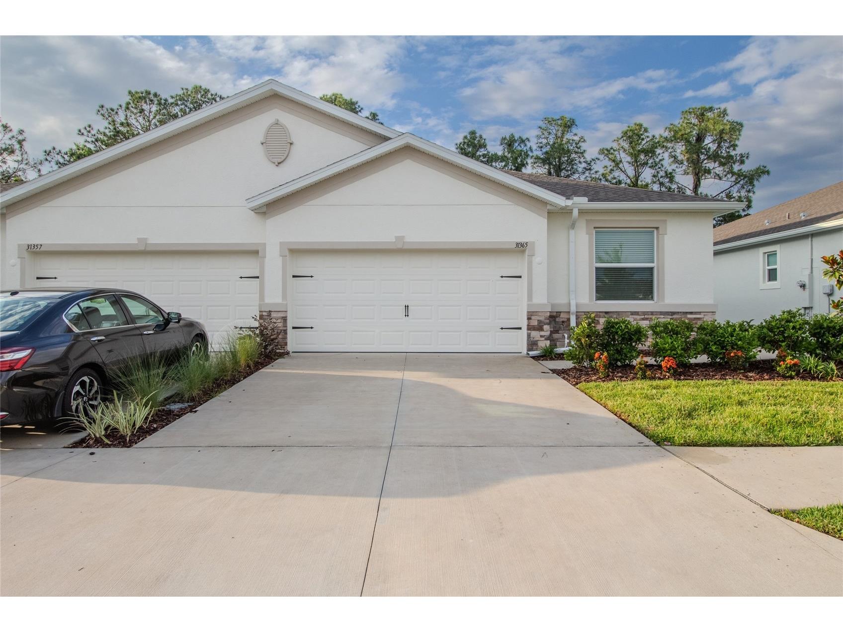 31365 Paper Birch Street Wesley Chapel FL 33545 W7885974 image1