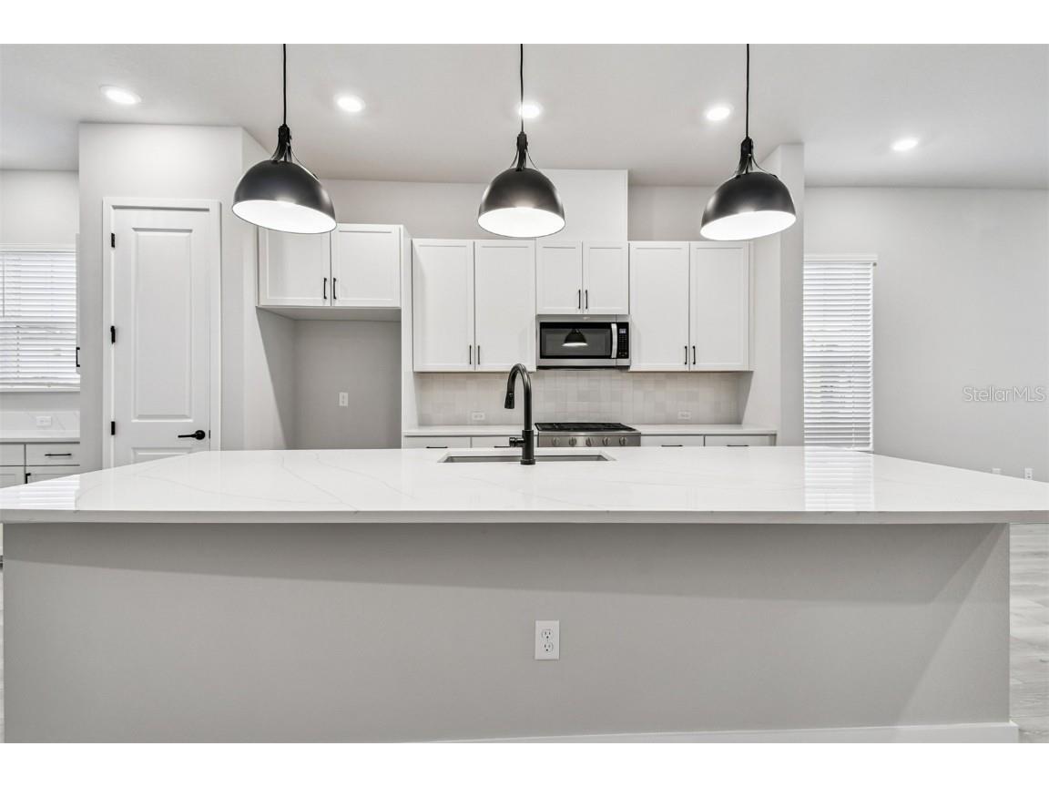 3137 4th Terrace N Saint Petersburg FL 33713 TB8457328 image11