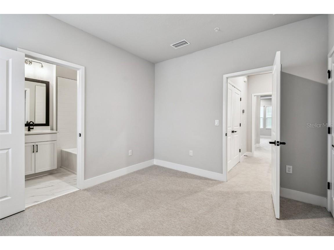 3137 4th Terrace N Saint Petersburg FL 33713 TB8457328 image28