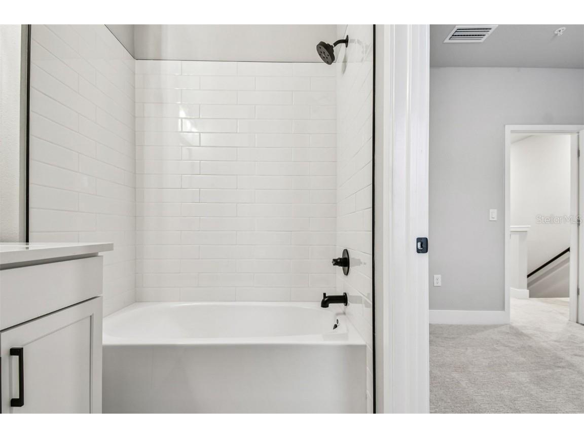 3137 4th Terrace N Saint Petersburg FL 33713 TB8457328 image30