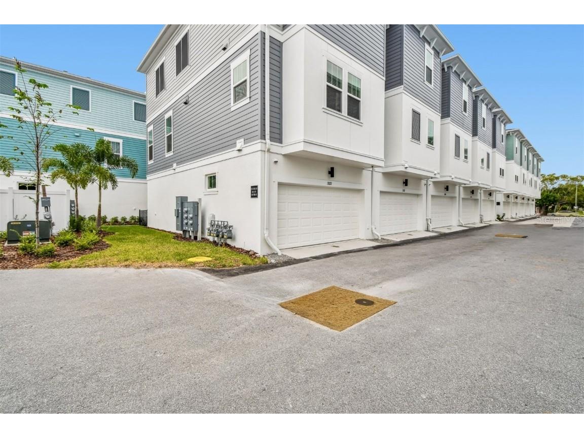 3137 4th Terrace N Saint Petersburg FL 33713 TB8457328 image40