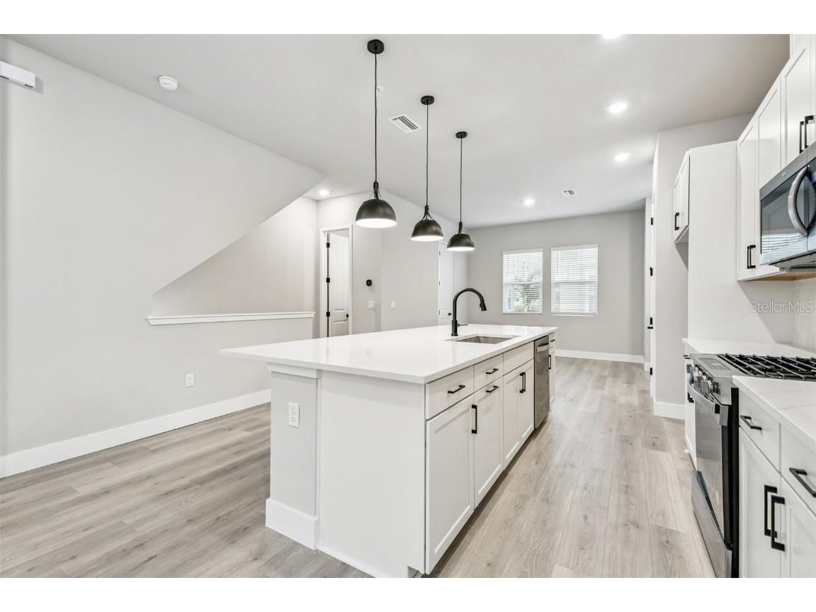 3137 4th Terrace N Saint Petersburg FL 33713 TB8457328 image6