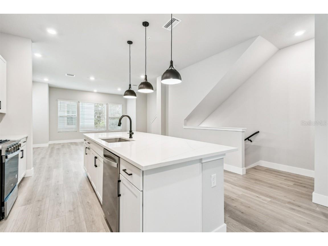 3137 4th Terrace N Saint Petersburg FL 33713 TB8457328 image9