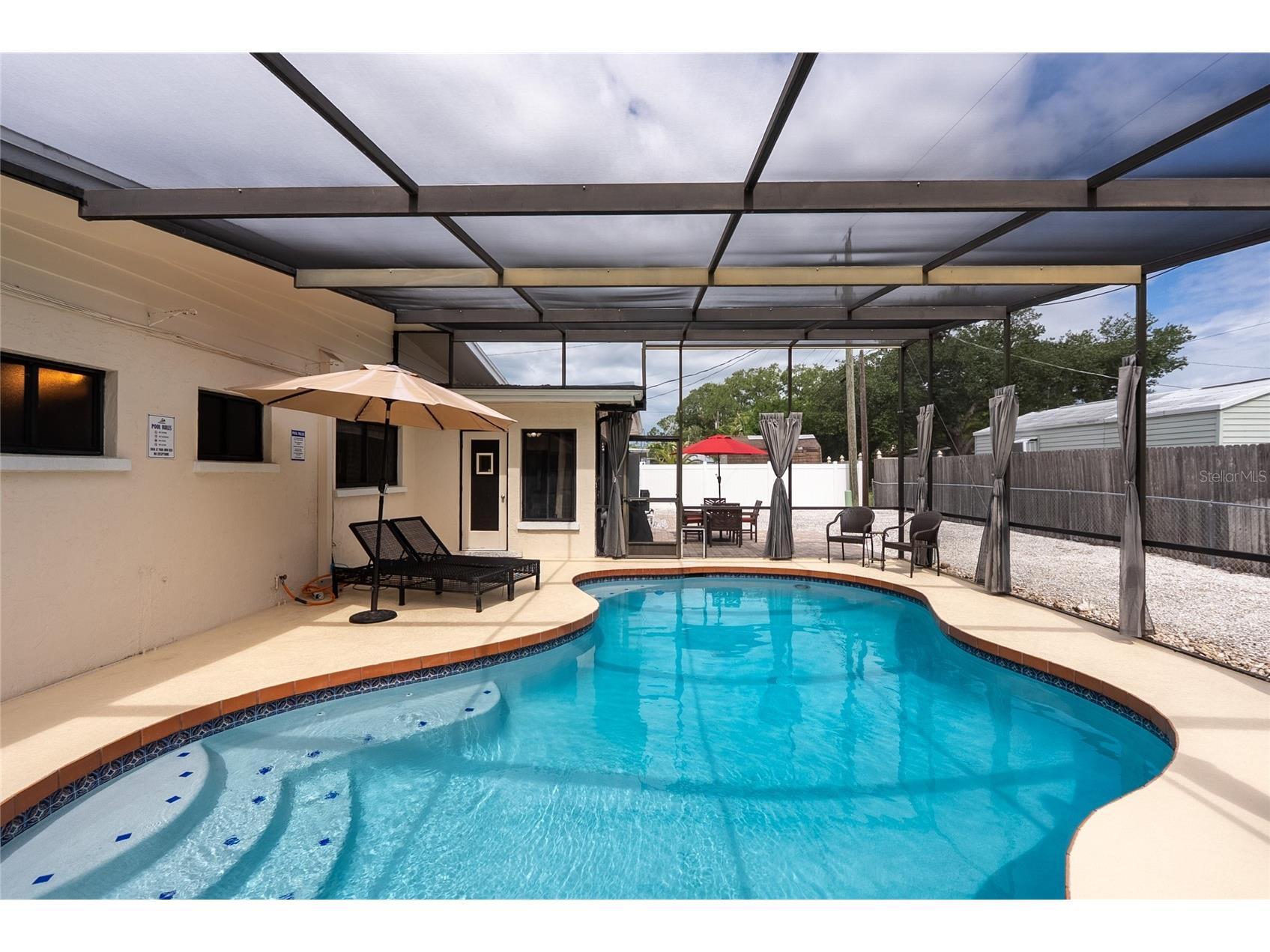 3137 Bay Street Sarasota FL 34237 A4696080 image2