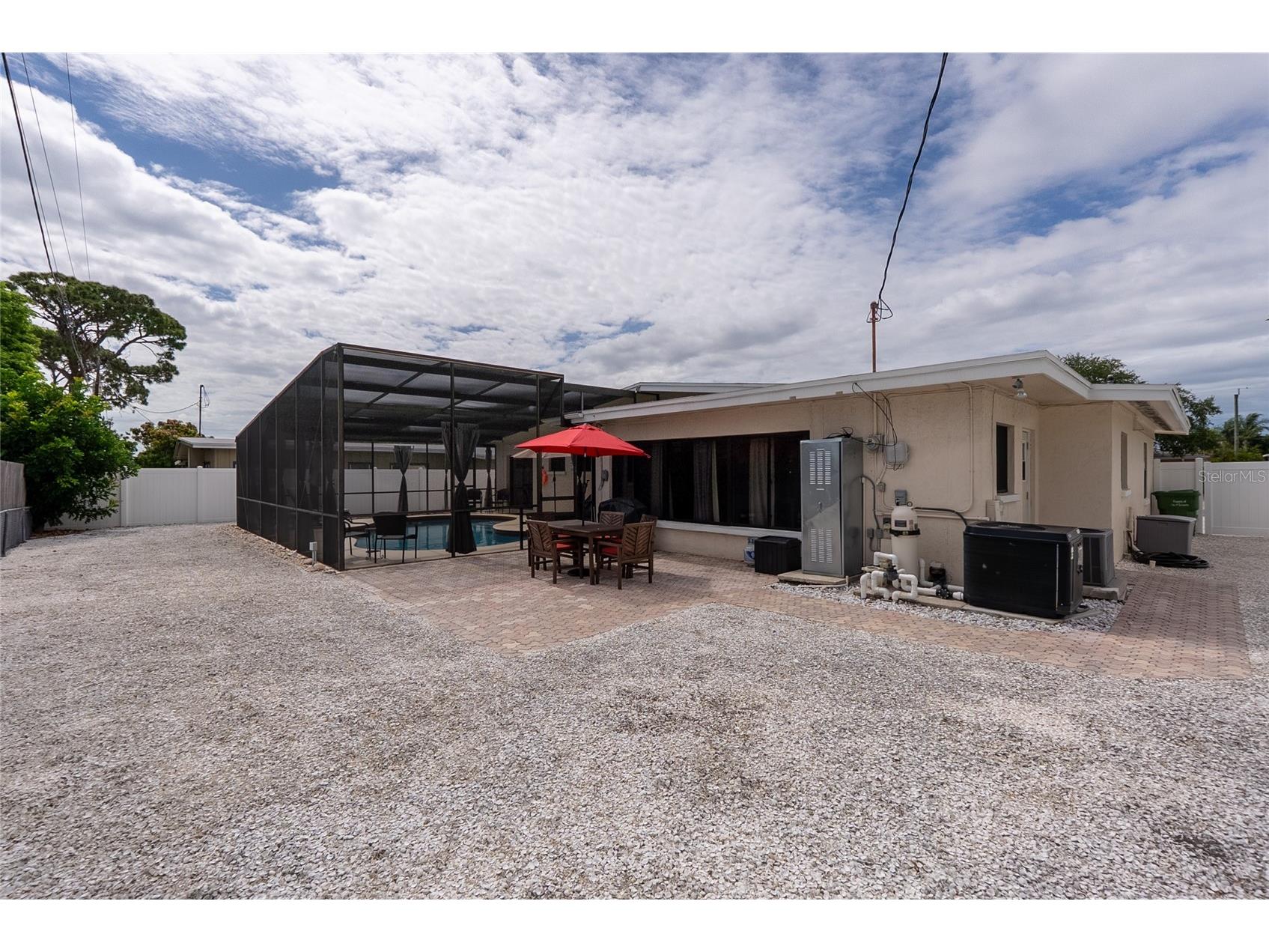 3137 Bay Street Sarasota FL 34237 A4696080 image39