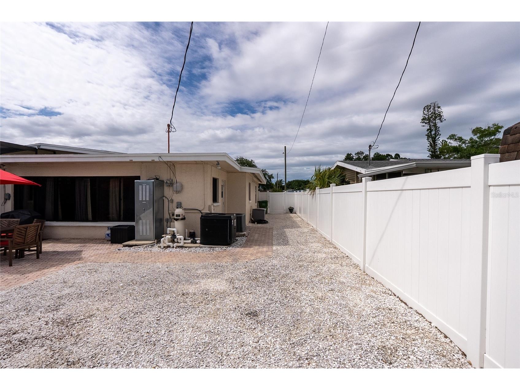 3137 Bay Street Sarasota FL 34237 A4696080 image40