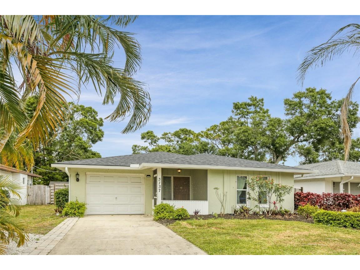 3137 Campbell Street Sarasota FL 34231 A4569161 image1