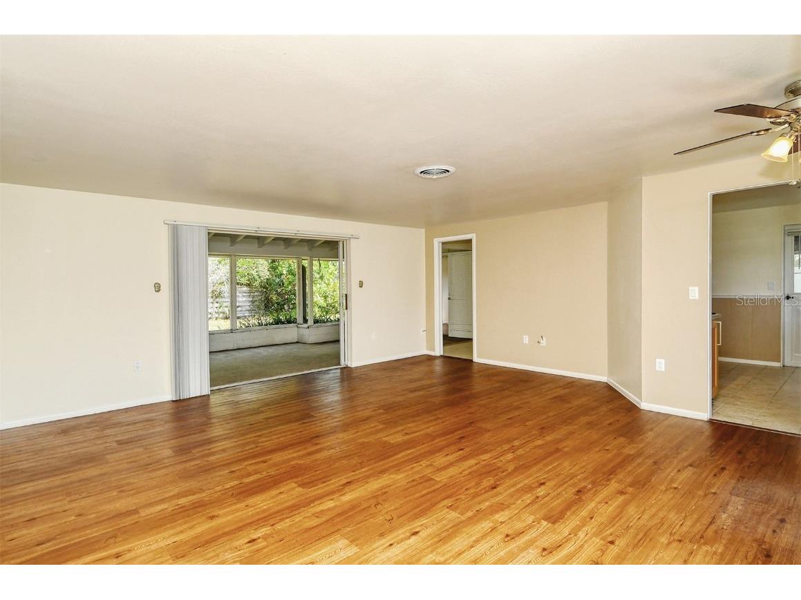 3137 Lockwood Terrace Sarasota FL 34231 A4615315 image1