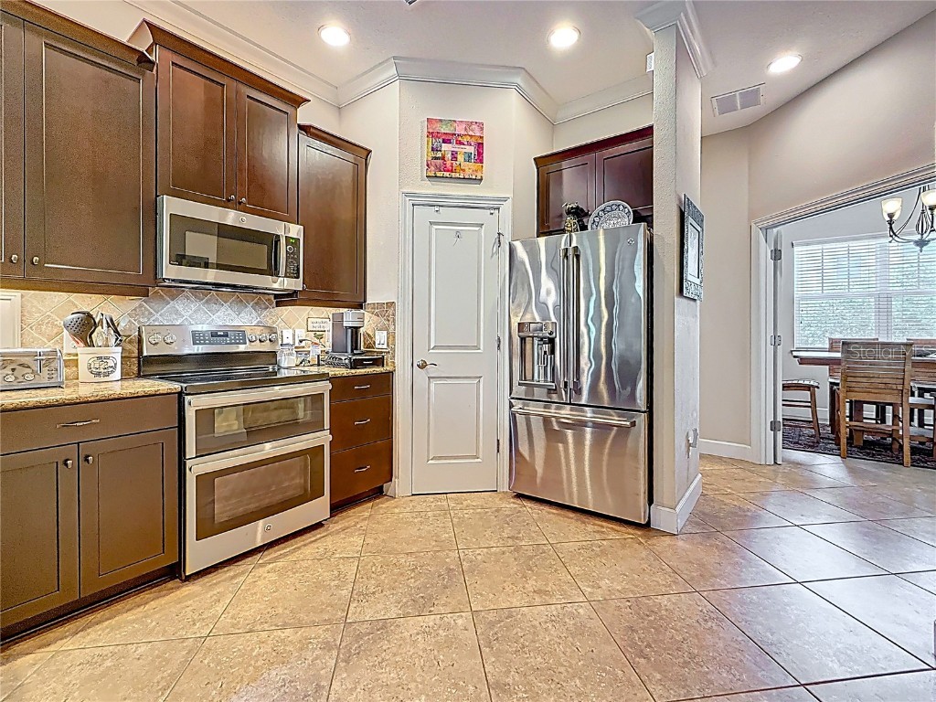 3138 Nautical Place S Saint Petersburg FL 33712 TB8390354 image19