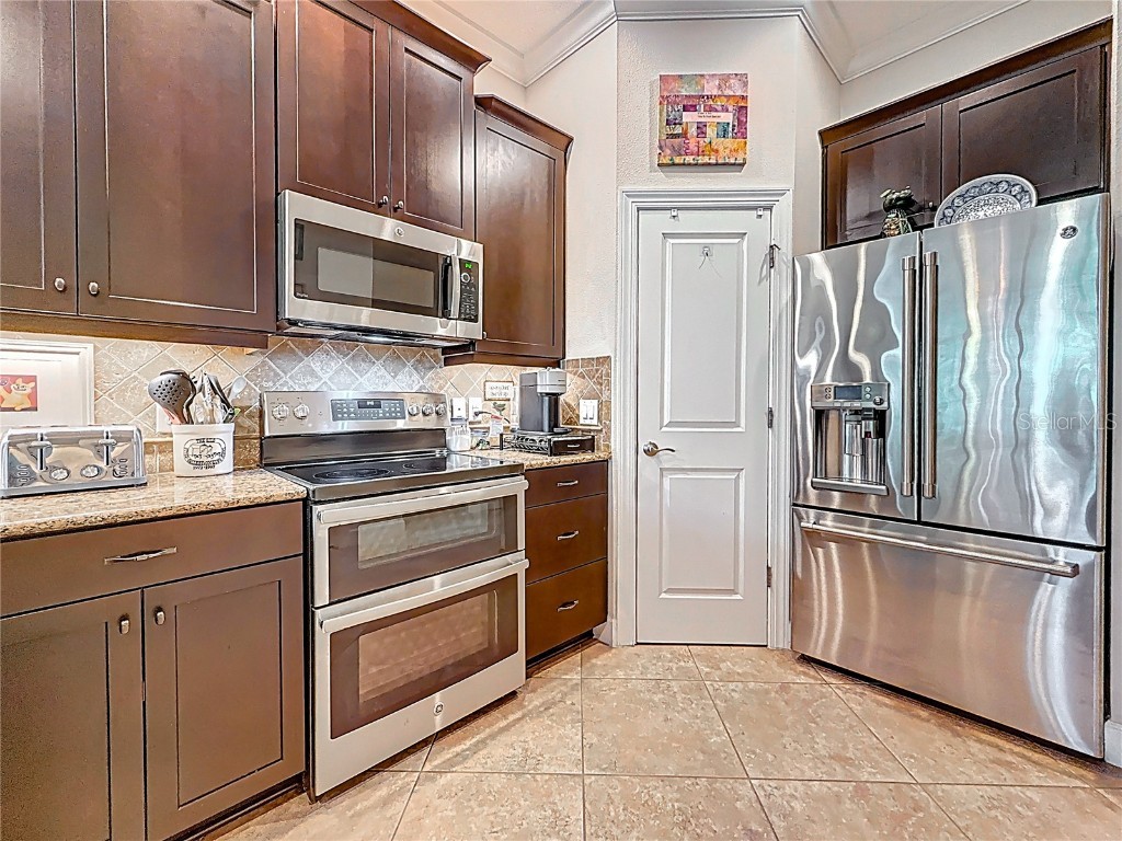 3138 Nautical Place S Saint Petersburg FL 33712 TB8390354 image24