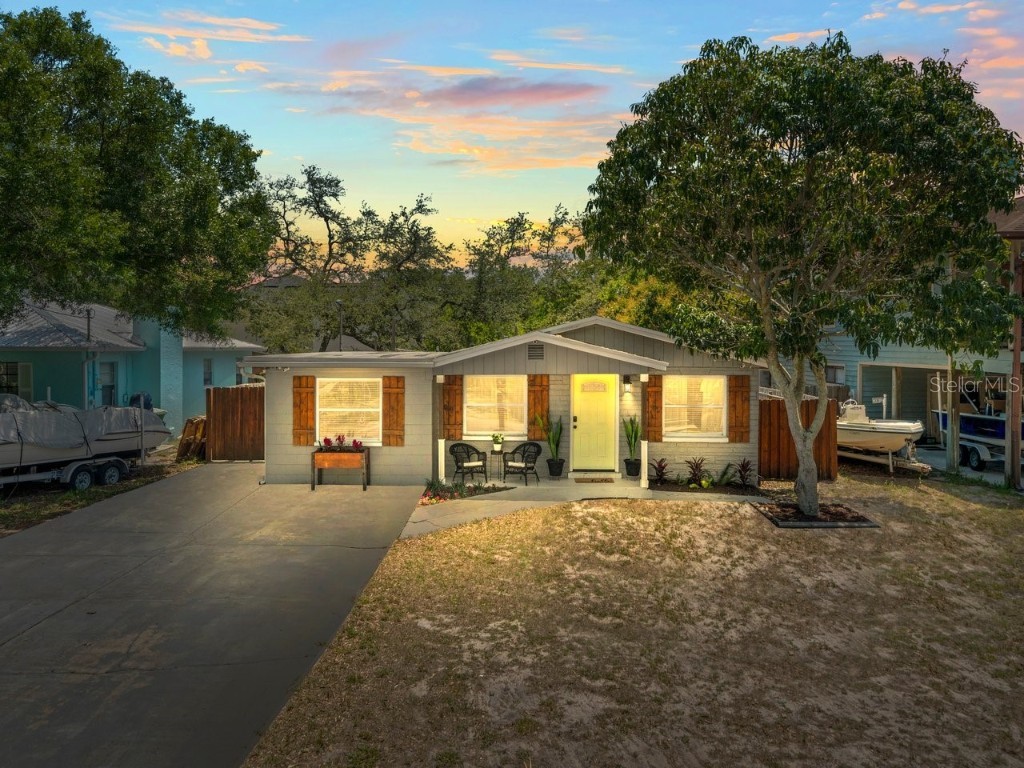 3138 W Varn Avenue Tampa FL 33611 T3521369 image1