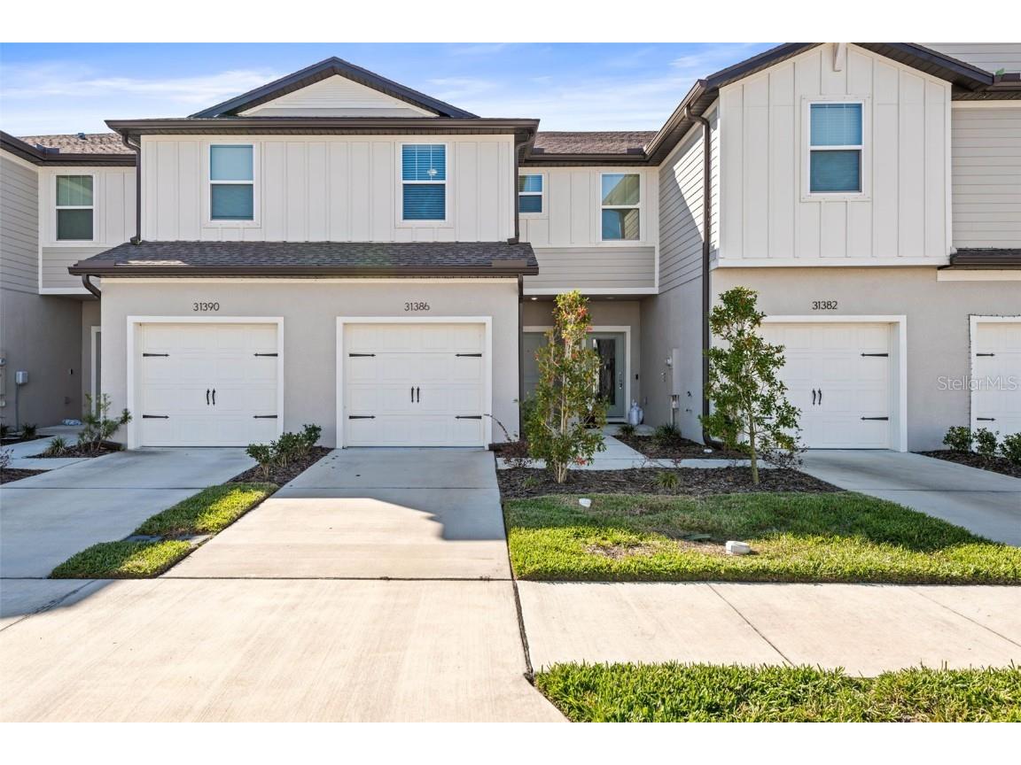 31386 Amberview Bend Wesley Chapel FL 33545 TB8326834 image1