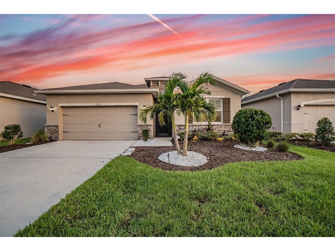 31396 Tansy Bend Wesley Chapel FL 33545 - CRYSTAL LAGOON COMMUNITY T3451278 image1