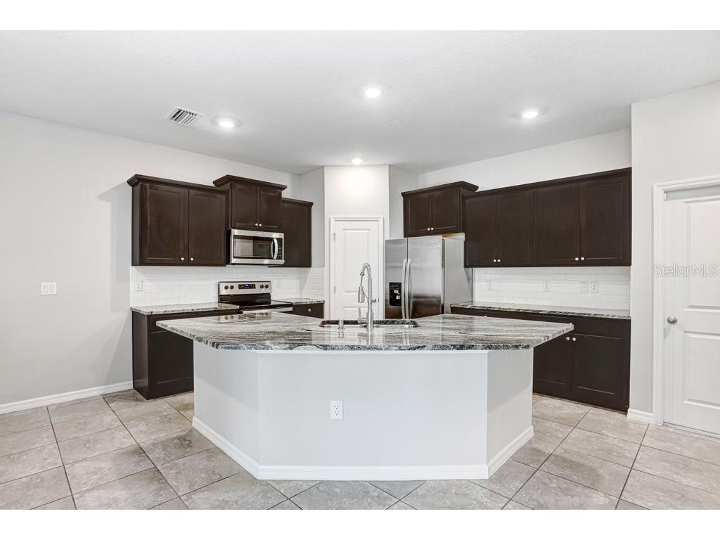 31398 Mango Fade Way San Antonio FL 33576 TB8478584 image4