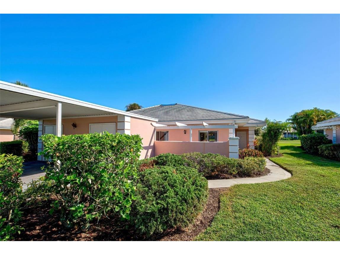 314 Cerromar Way N #16 Venice FL 34293 C7517003 image1