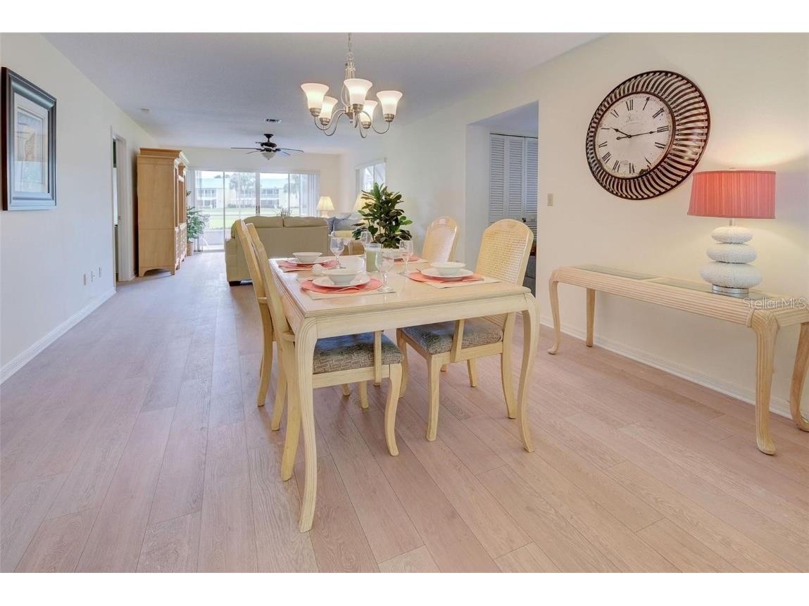 314 Cerromar Way N #16 Venice FL 34293 C7517003 image10