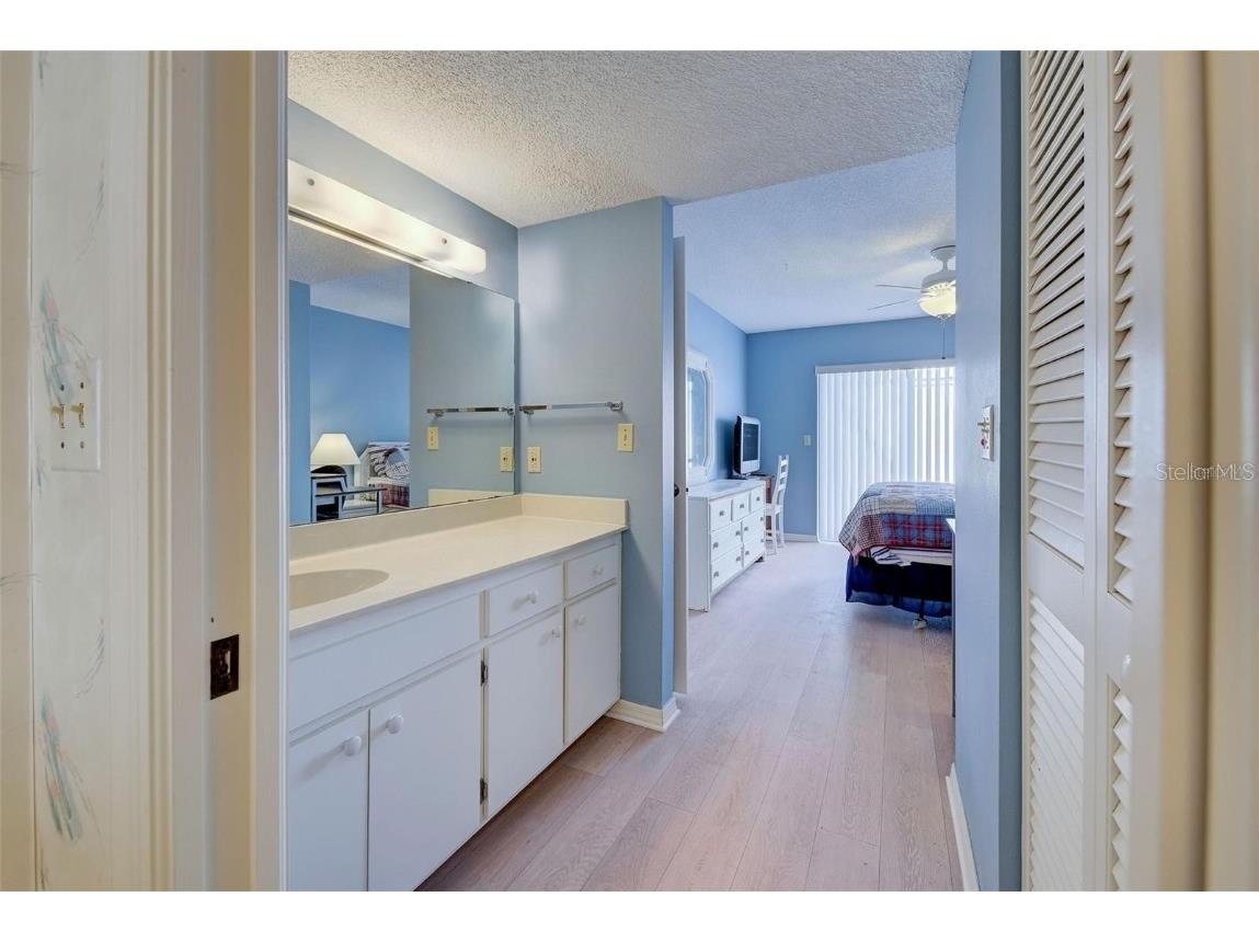 314 Cerromar Way N #16 Venice FL 34293 C7517003 image23