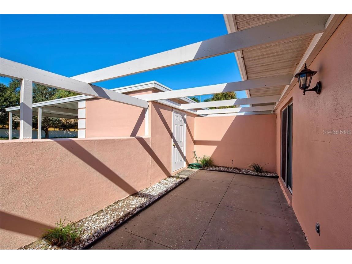 314 Cerromar Way N #16 Venice FL 34293 C7517003 image35