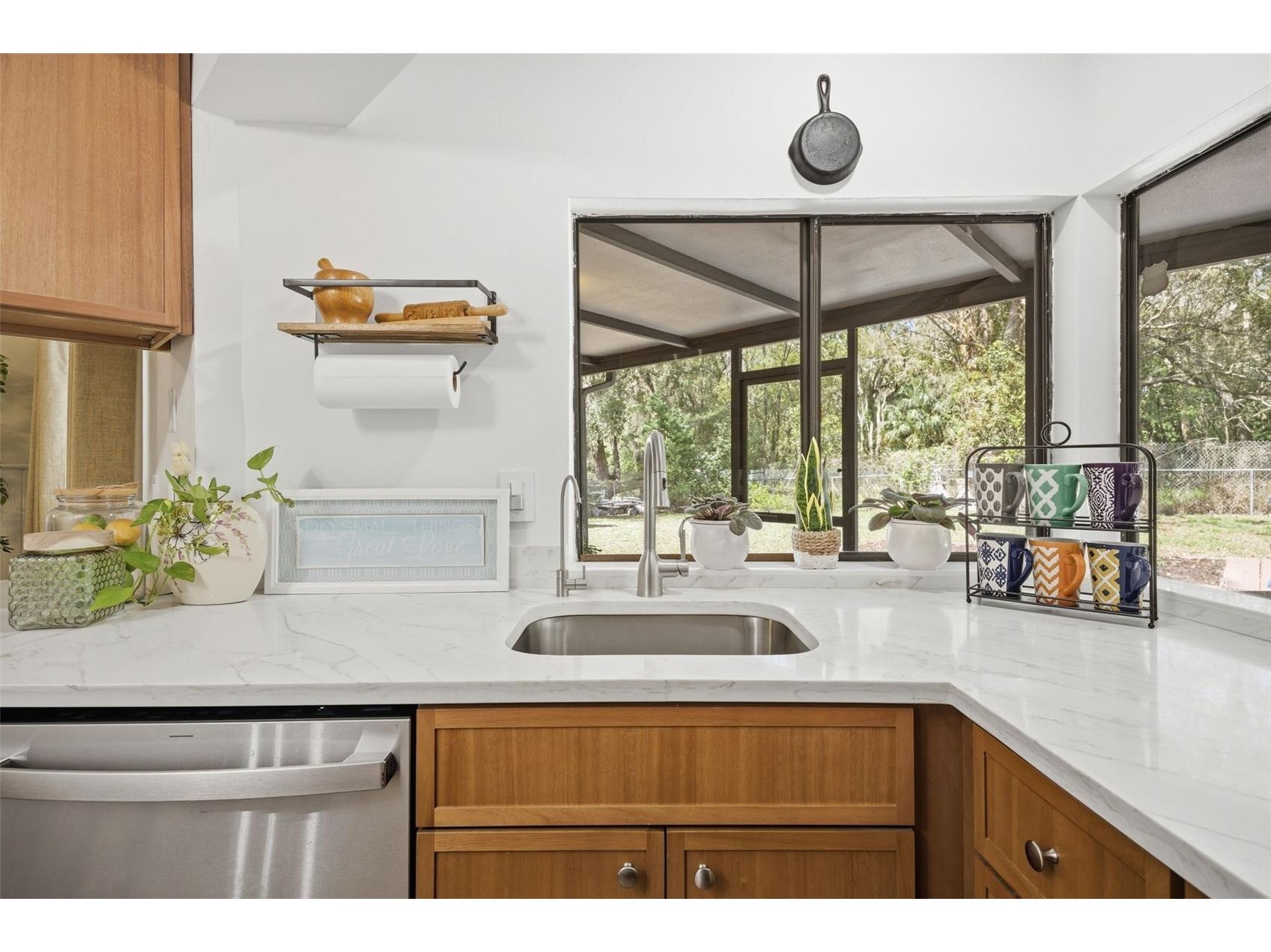 314 E 137th Avenue Tampa FL 33613 TB8474559 image16