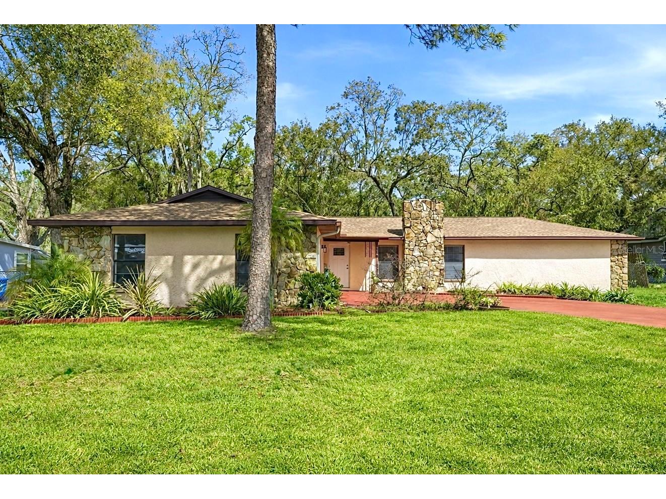 314 E 137th Avenue Tampa FL 33613 TB8474559 image2