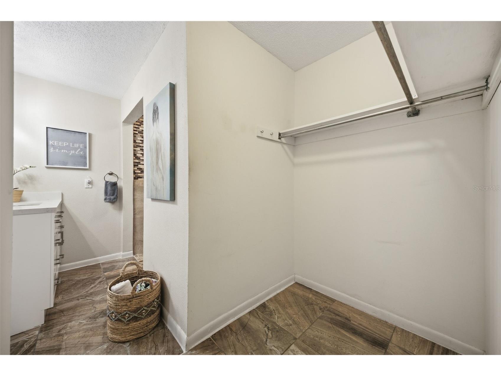 314 E 137th Avenue Tampa FL 33613 TB8474559 image31