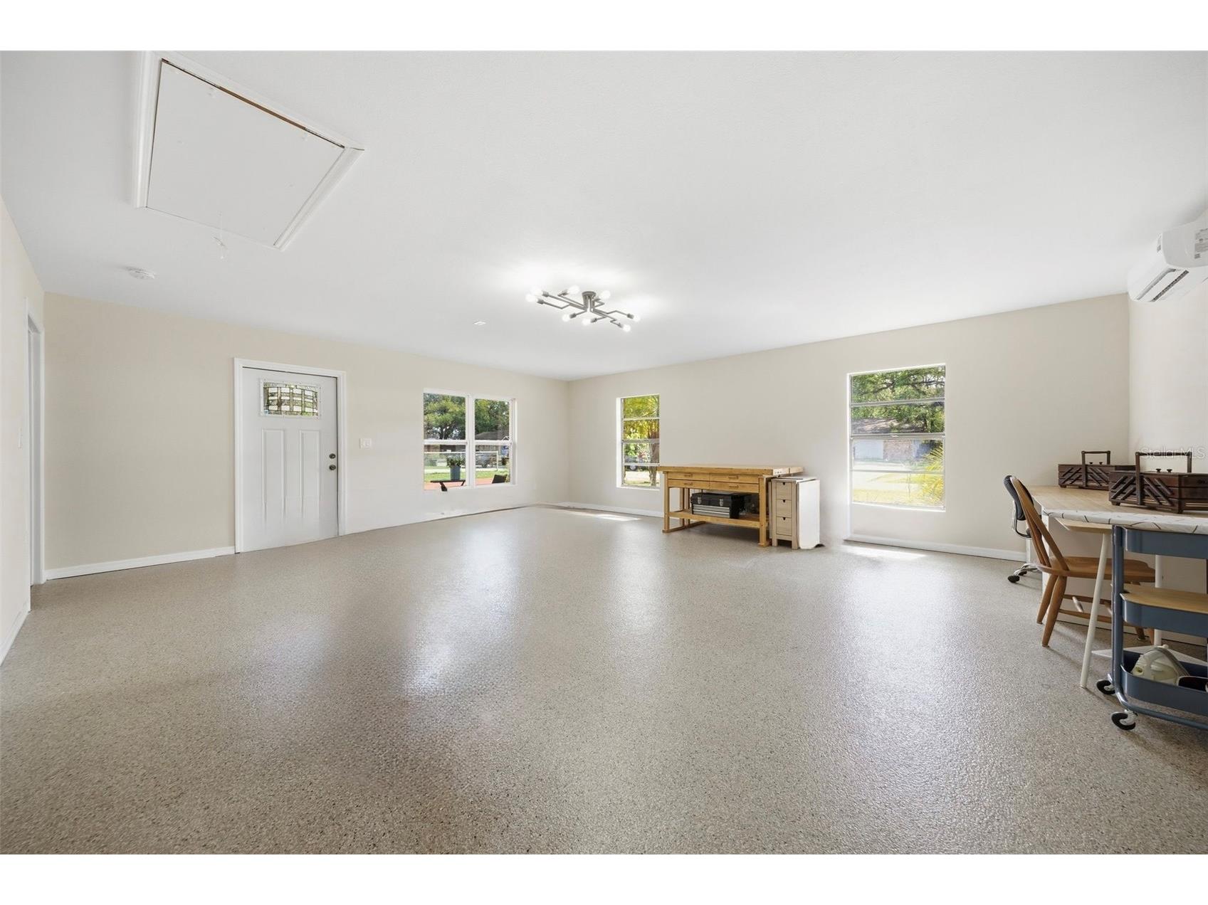 314 E 137th Avenue Tampa FL 33613 TB8474559 image39