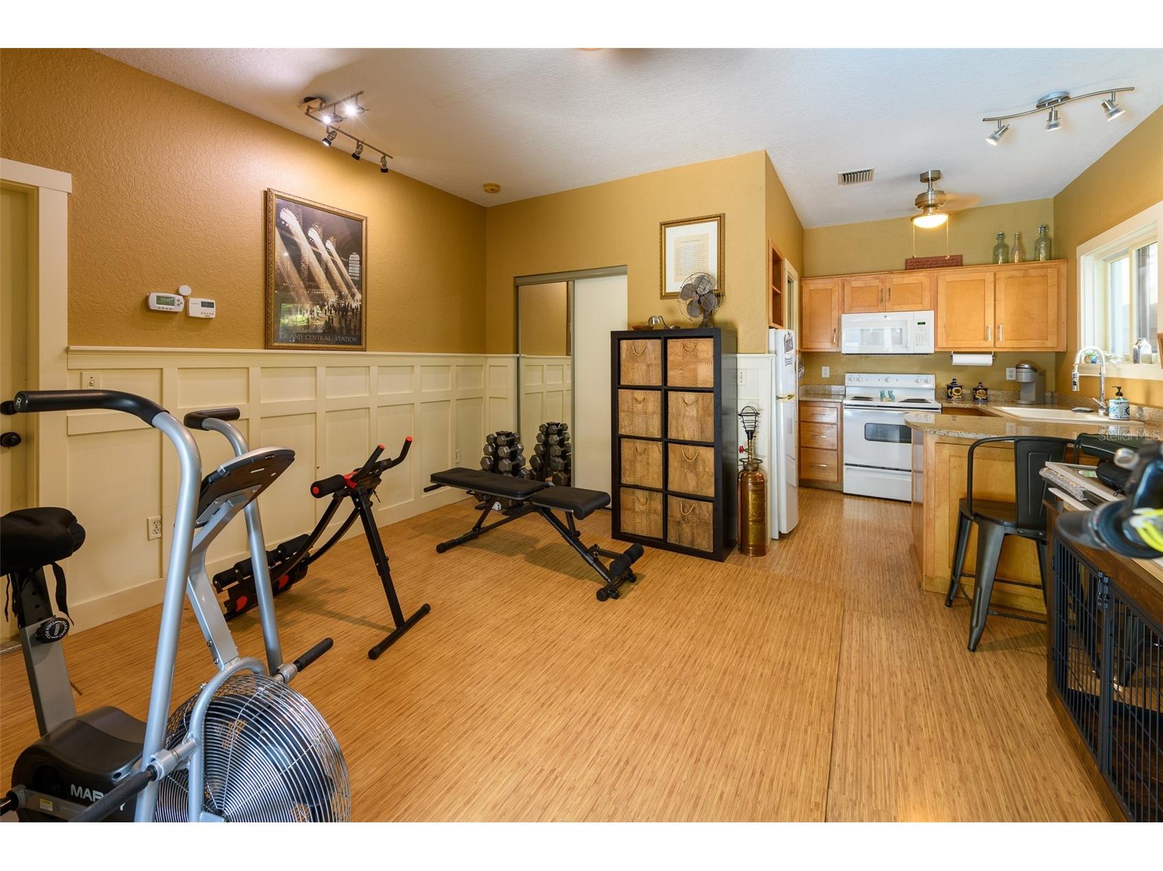 314 E Frances Avenue Tampa FL 33602 TB8522832 image32