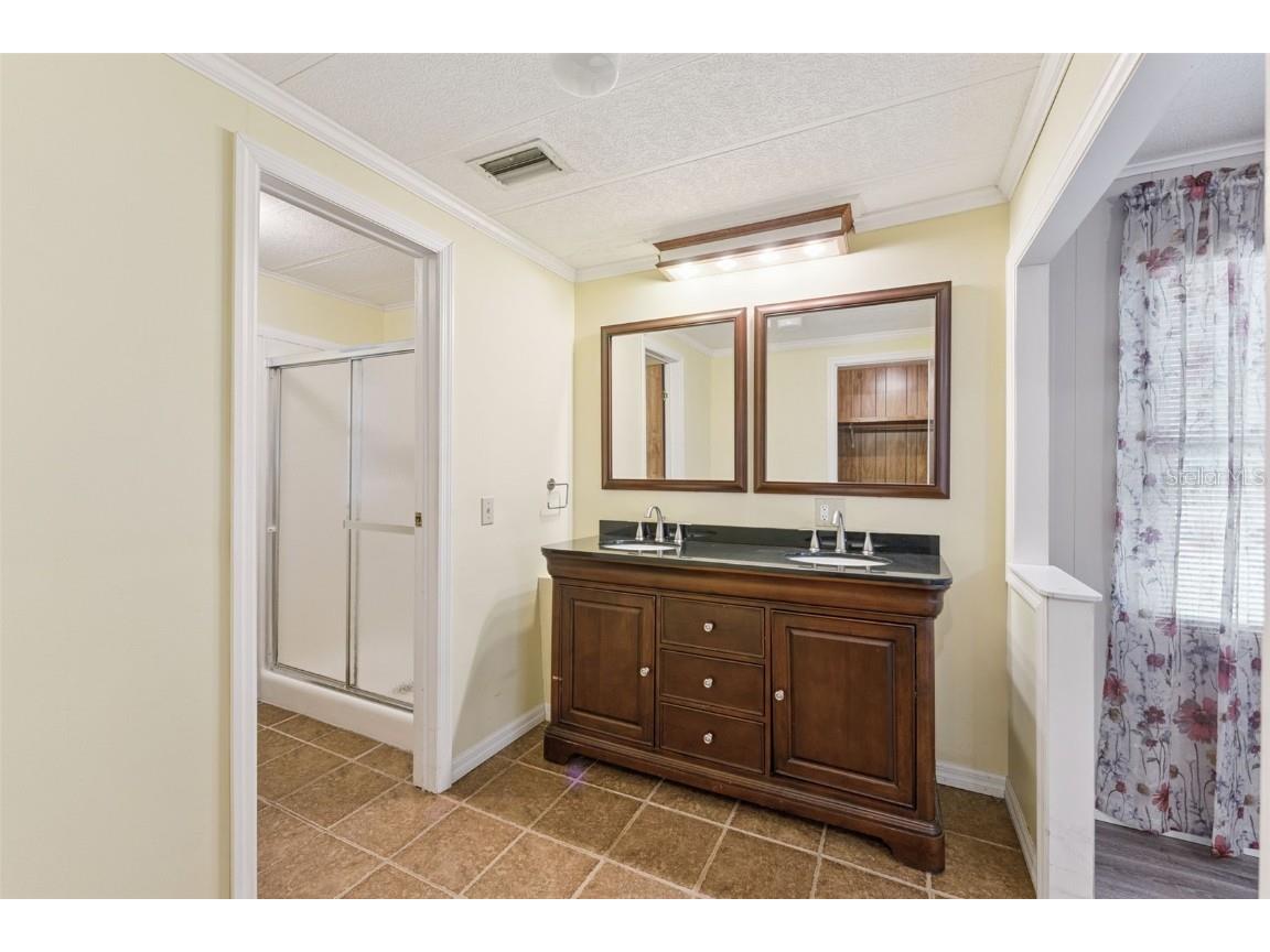 314 Lakeview Drive Osteen FL 32764 - Little Lake O6352291 image9