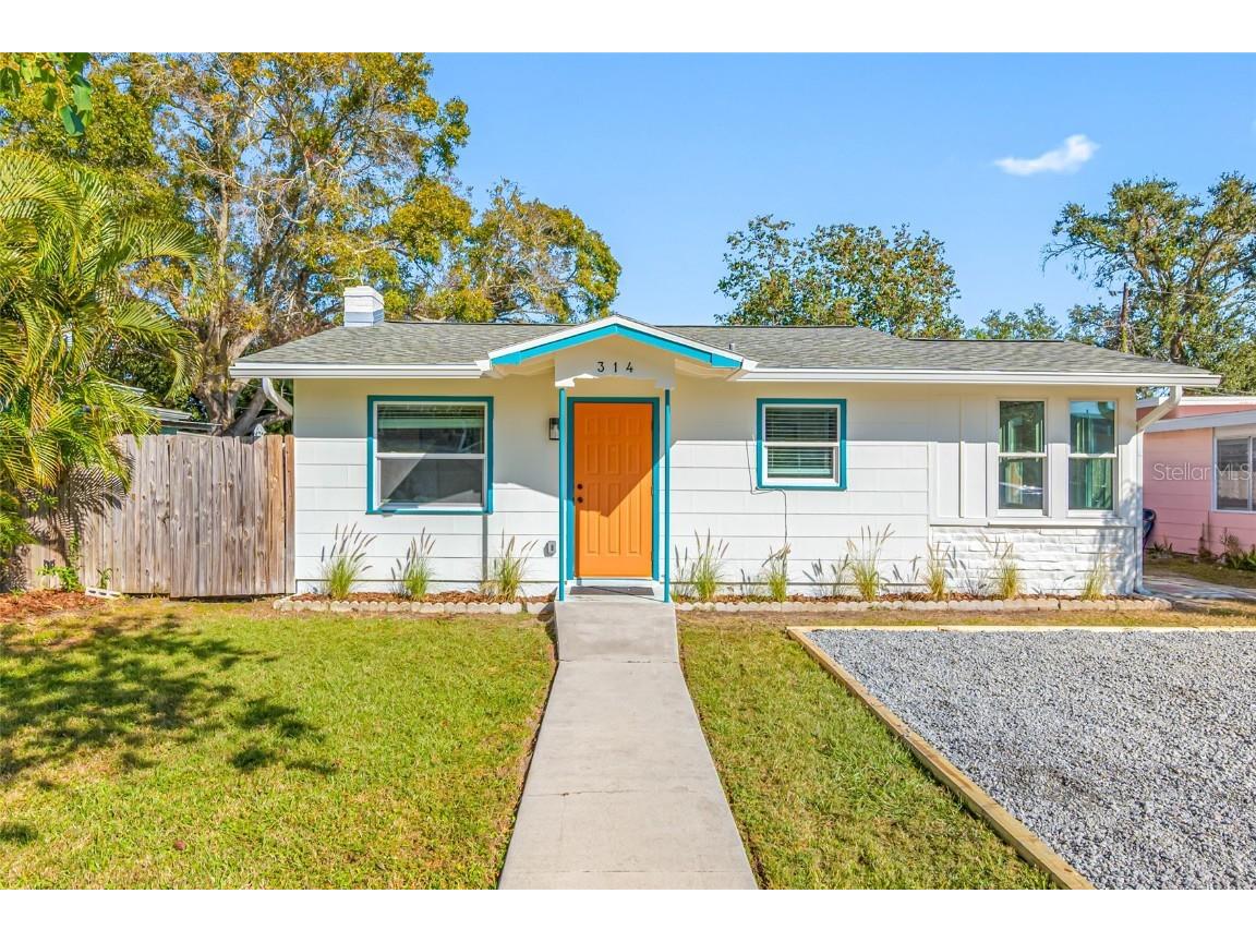 314 Maryland Avenue Crystal Beach FL 34681 TB8448556 image1