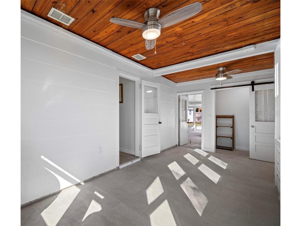 314 Maryland Avenue Crystal Beach FL 34681 TB8448556 image18