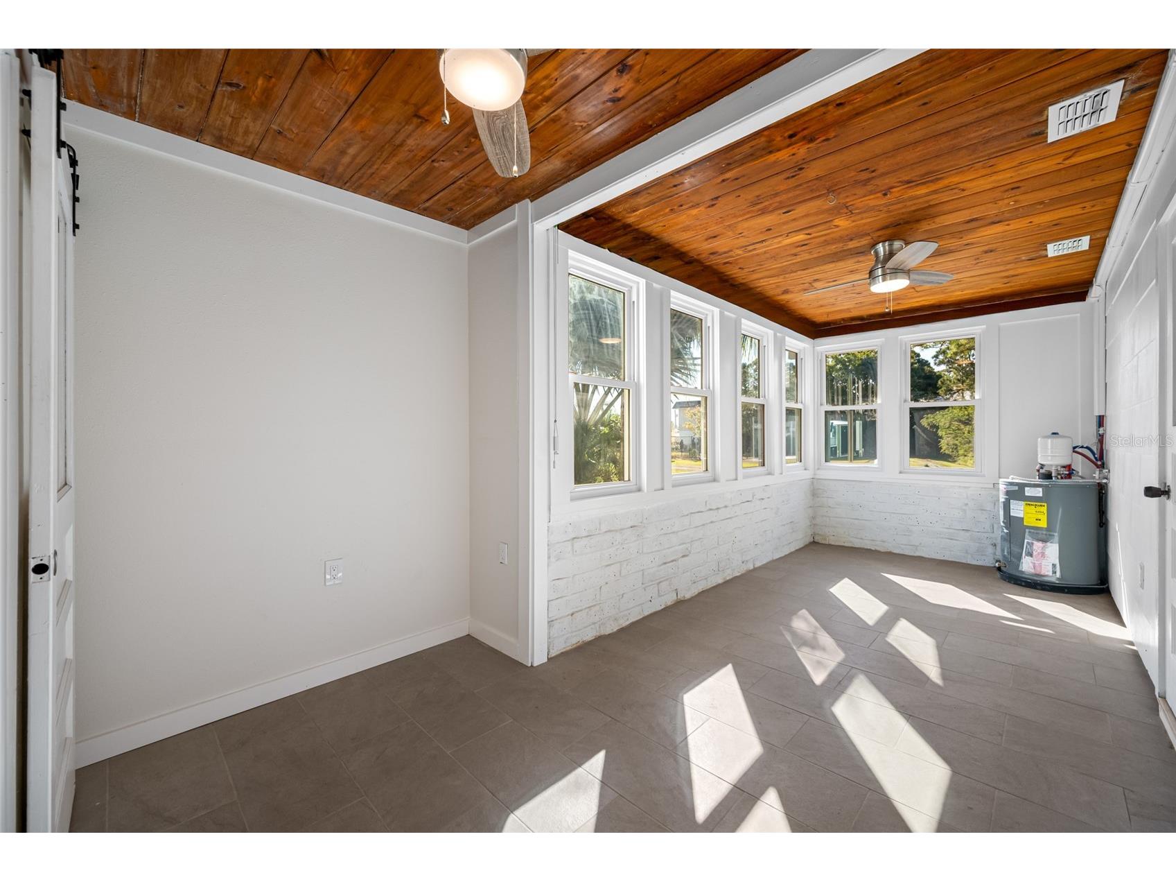 314 Maryland Avenue Crystal Beach FL 34681 TB8500626 image6