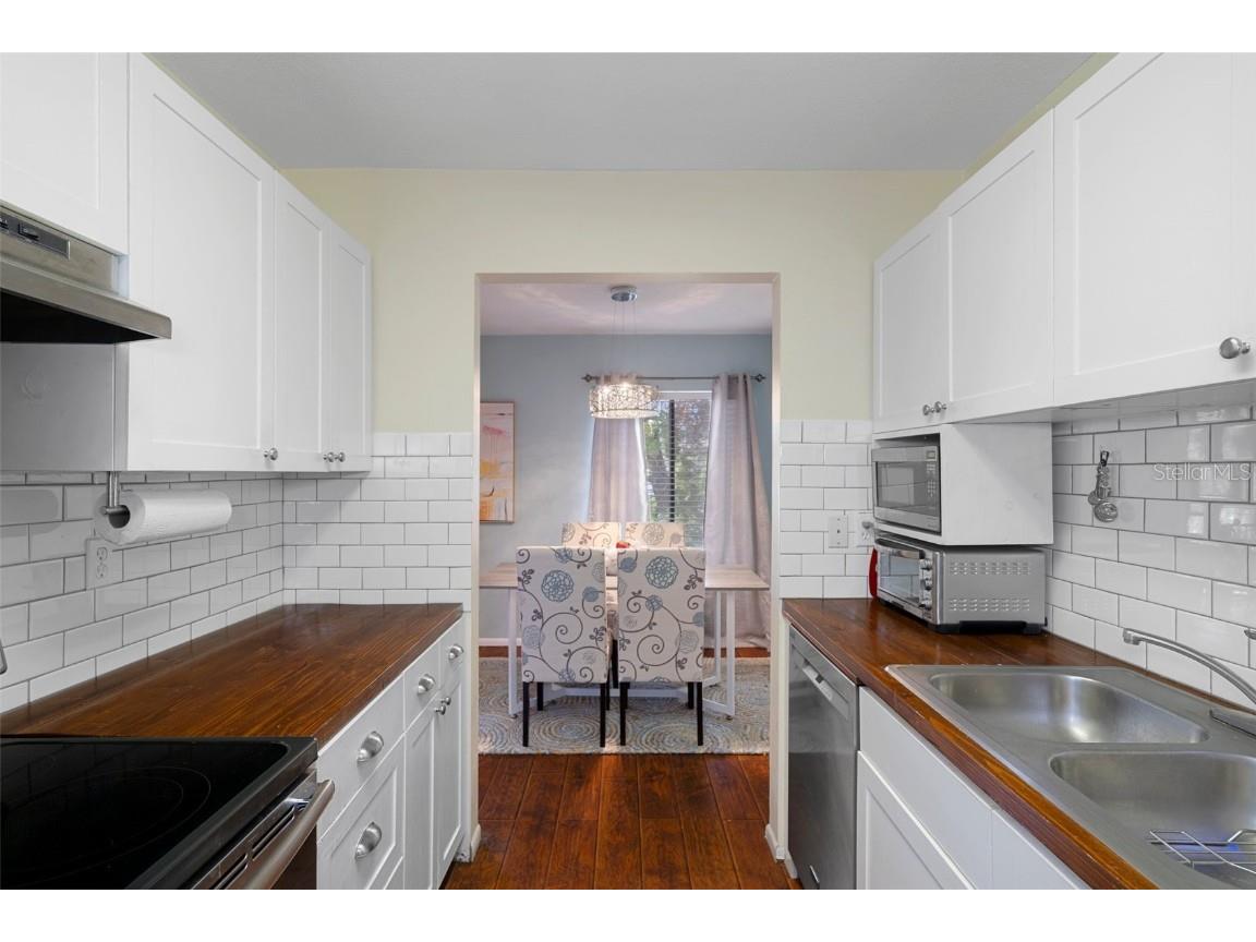 314 Moorings Cove Drive Tarpon Springs FL 34689 TB8343840 image13