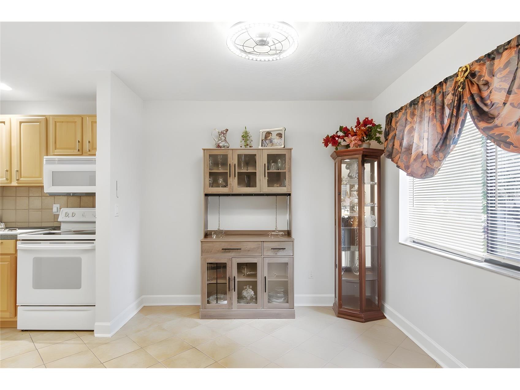 314 Palm Coast Parkway NE #202 Palm Coast FL 32137 FC319388 image7
