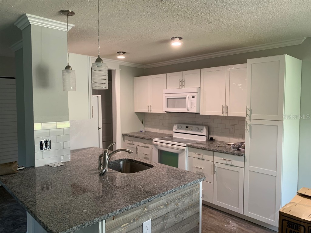 314 Palm Coast Parkway NE #204 Palm Coast FL 32137 FC302531 image1