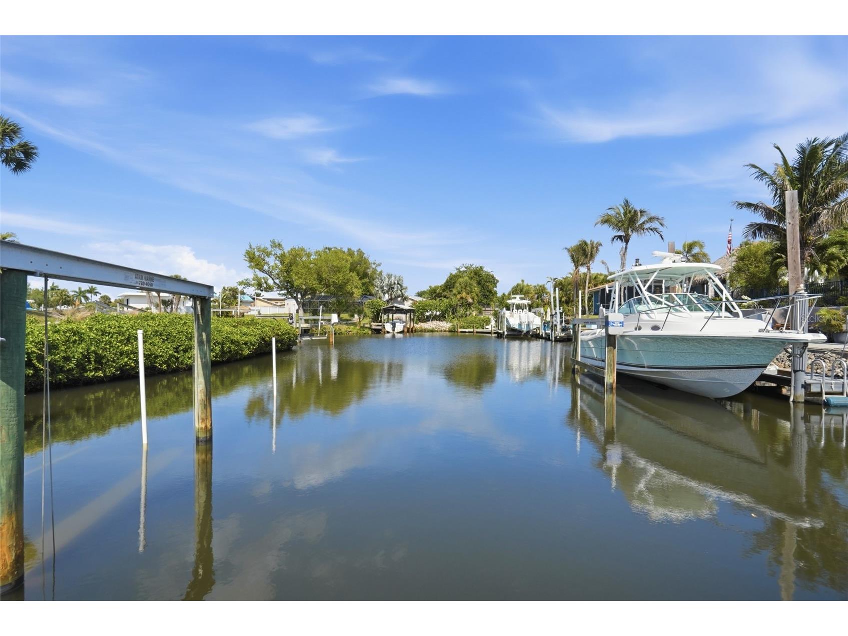 314 S Shore Drive Osprey FL 34229 TB8510971 image84