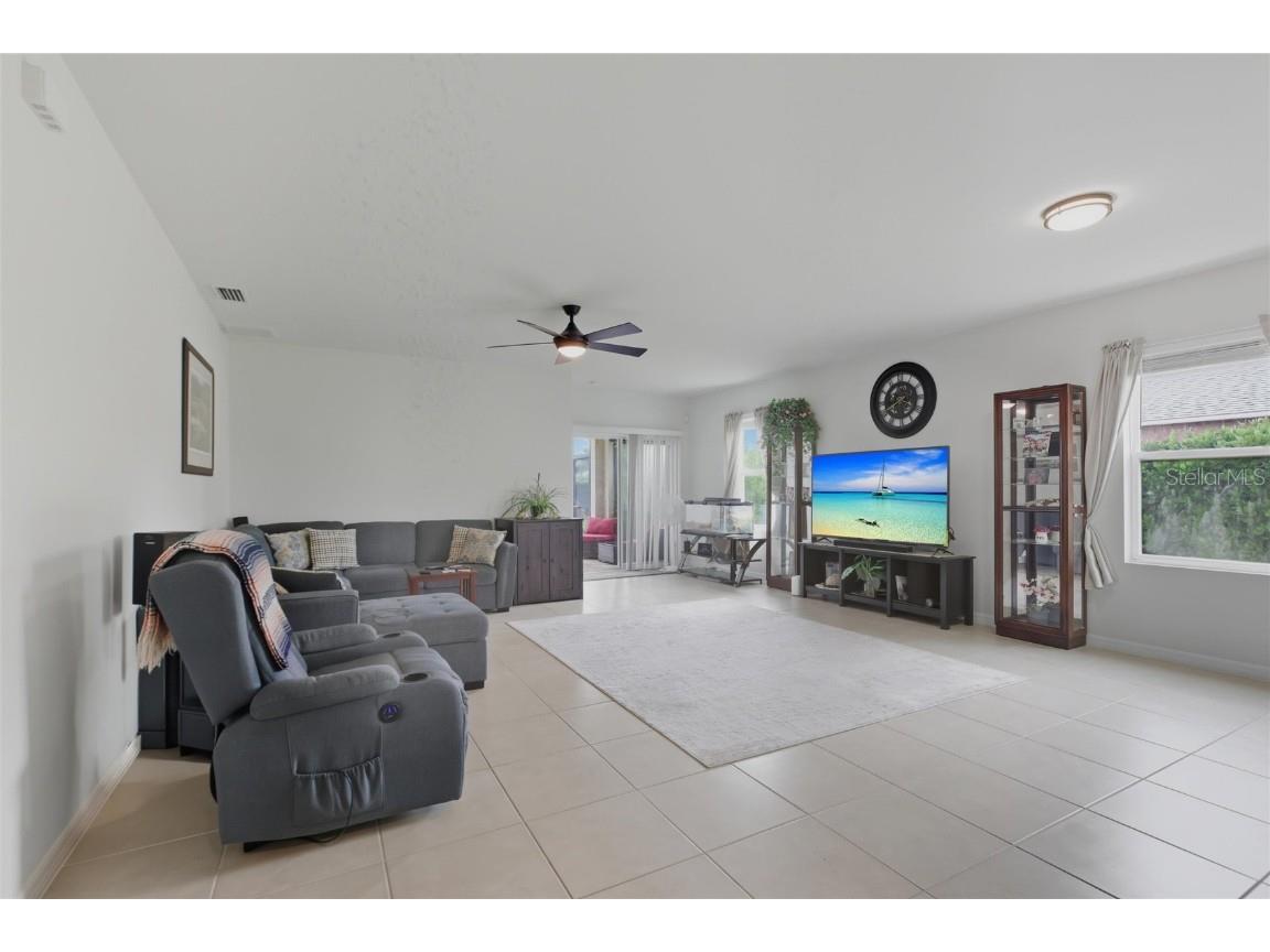 314 SE Van Loon Terrace Cape Coral FL 33990 TB8439153 image2